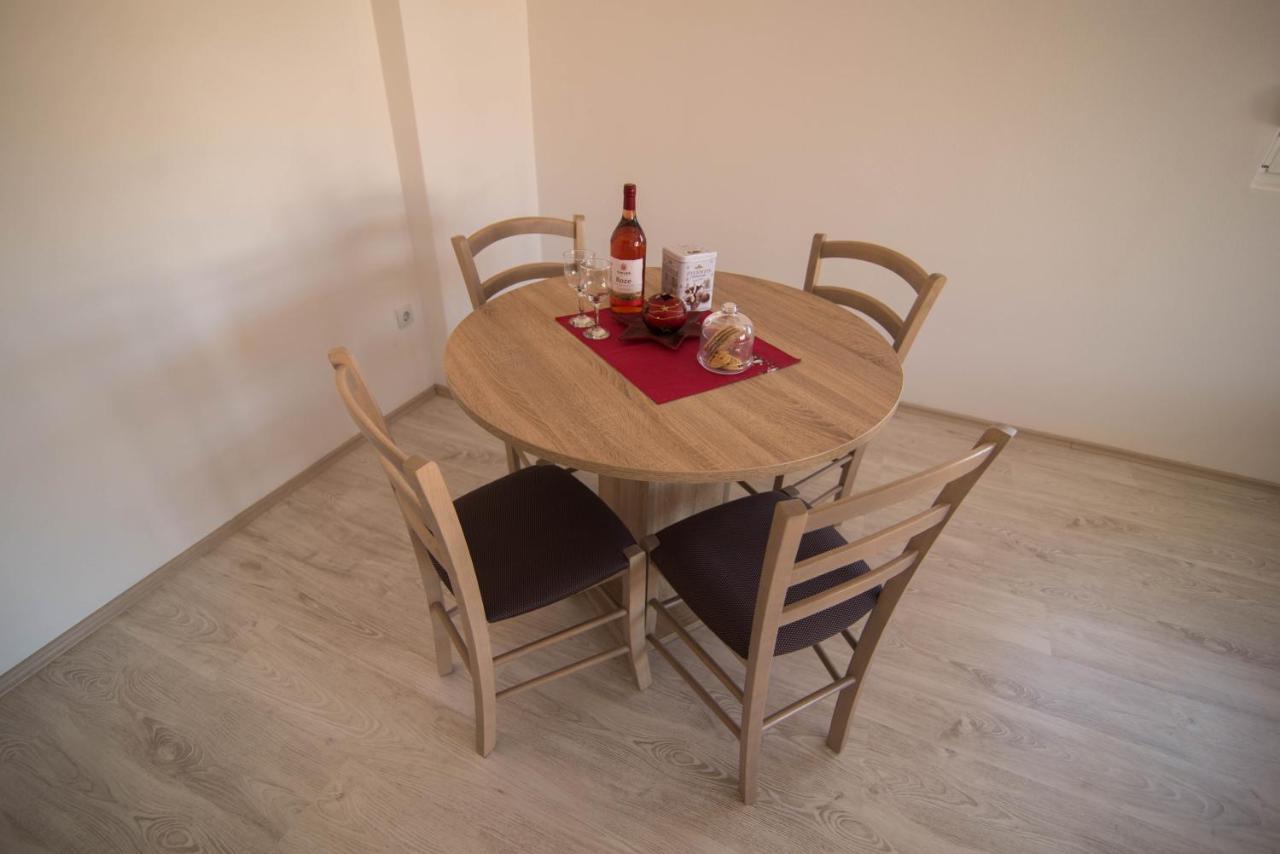 Dzusy Apartment *